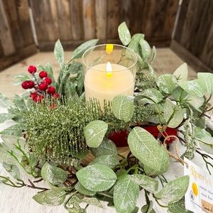 Holiday Table Decor